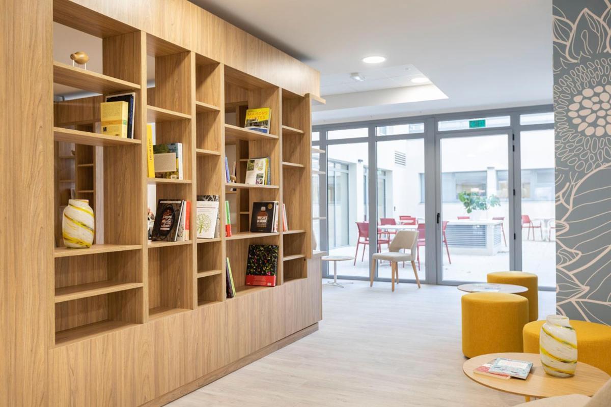 Oh Activ Nimes Aparthotel Exterior photo