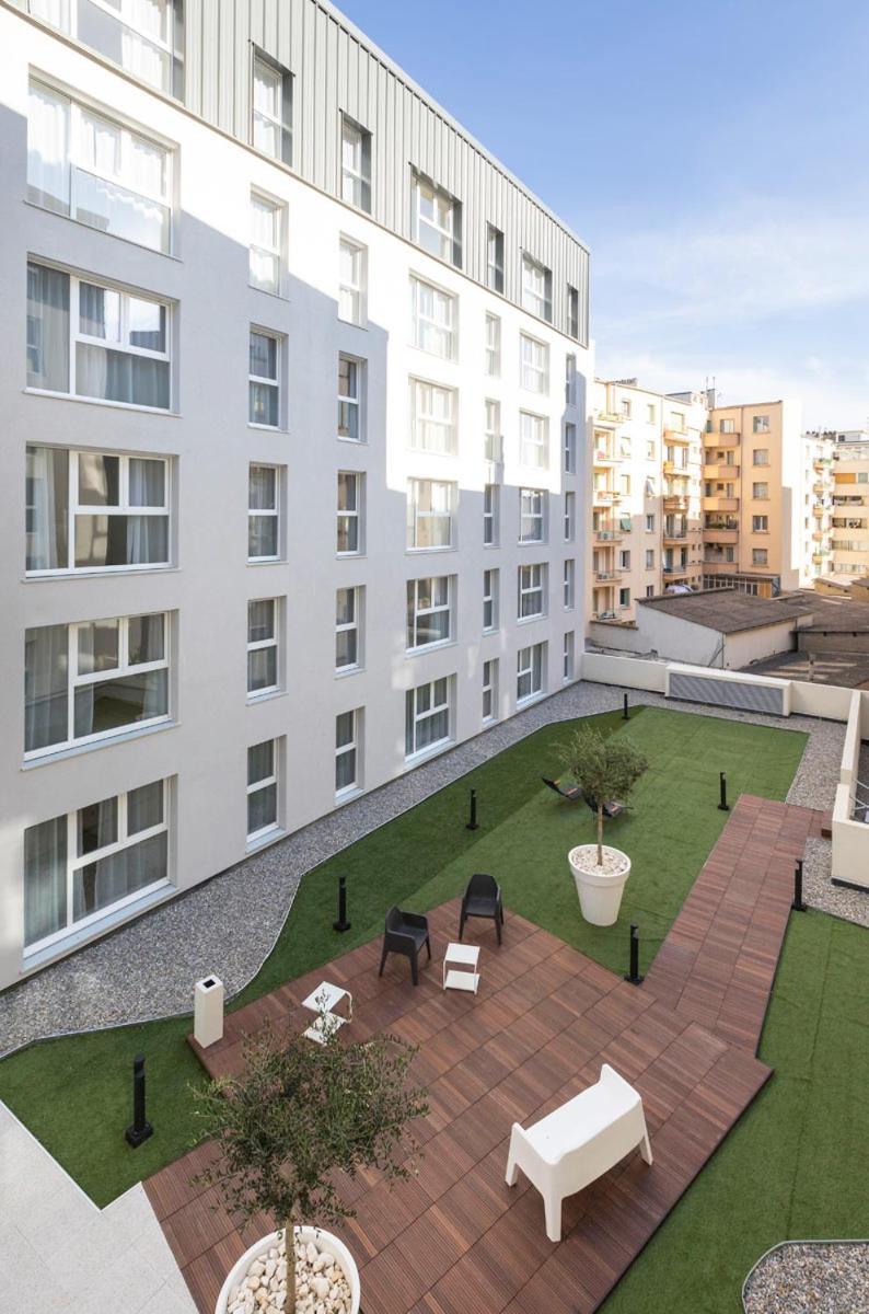 Oh Activ Nimes Aparthotel Exterior photo